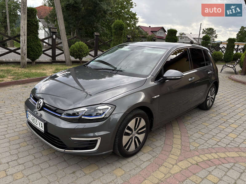 Хэтчбек Volkswagen e-Golf 2018 в Косове