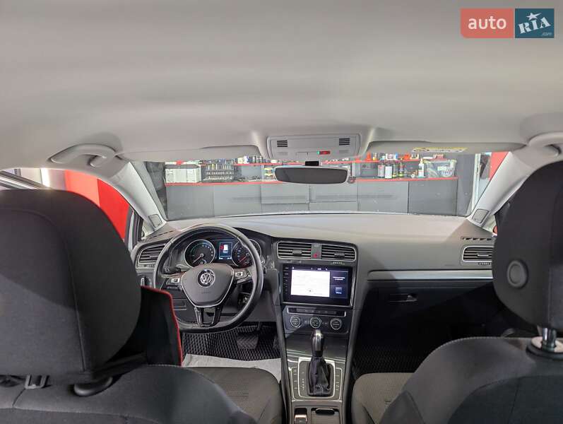 Хетчбек Volkswagen e-Golf 2020 в Вінниці