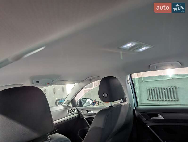 Хетчбек Volkswagen e-Golf 2020 в Вінниці