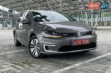 Хетчбек Volkswagen e-Golf 2015 в Львові