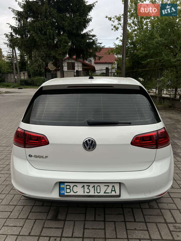 Хетчбек Volkswagen e-Golf 2016 в Львові