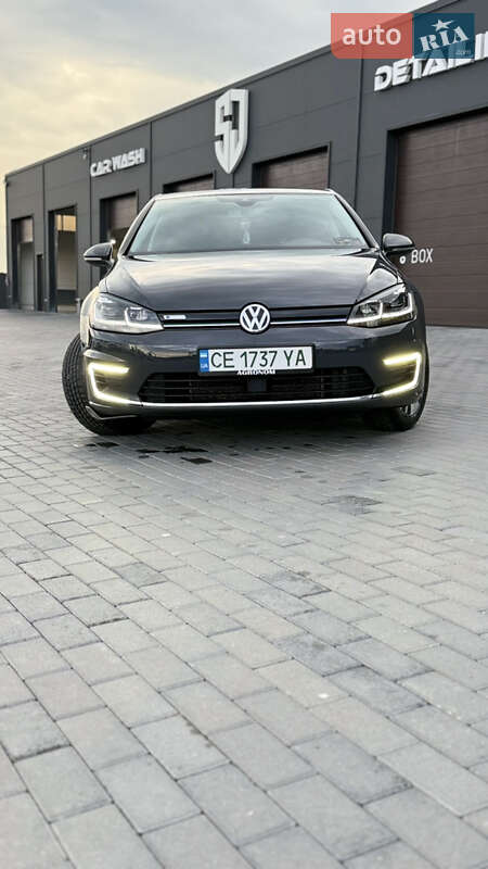 Хэтчбек Volkswagen e-Golf 2020 в Глыбокой