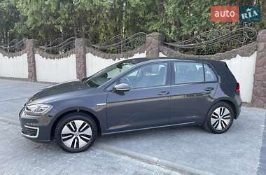 Хэтчбек Volkswagen e-Golf 2019 в 