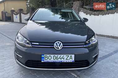 Хэтчбек Volkswagen e-Golf 2019 в 