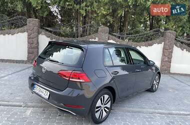 Хэтчбек Volkswagen e-Golf 2019 в 