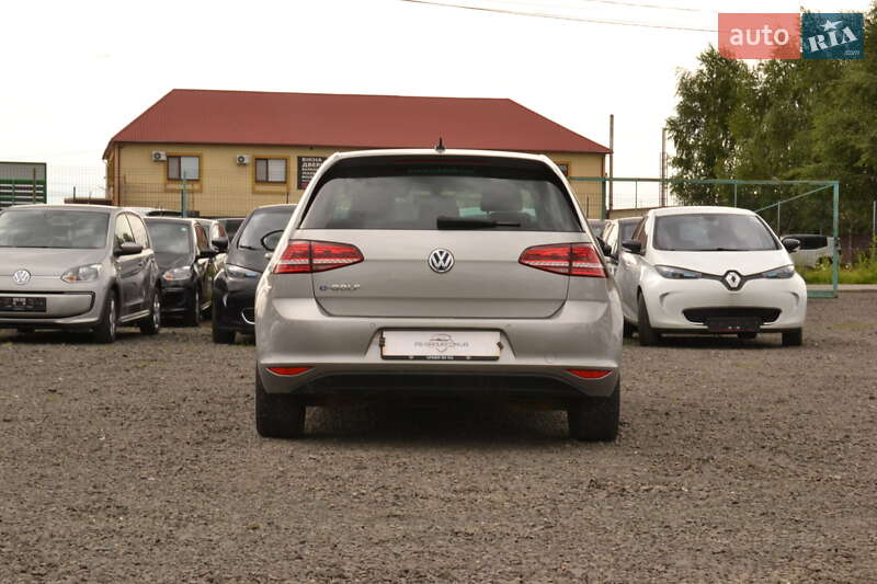 Хэтчбек Volkswagen e-Golf 2016 в Луцке