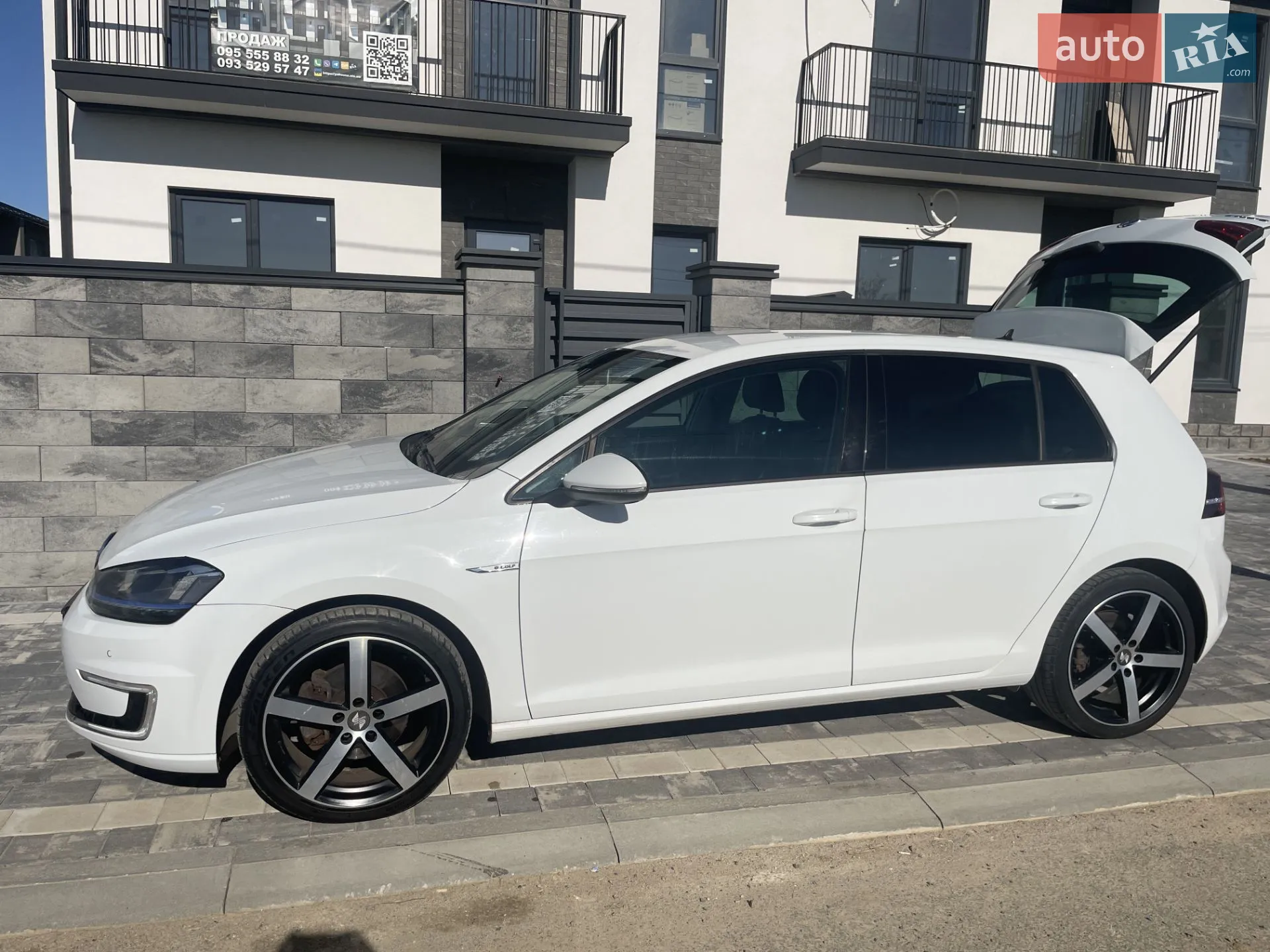 2014 Volkswagen Golf - мініатюра 3