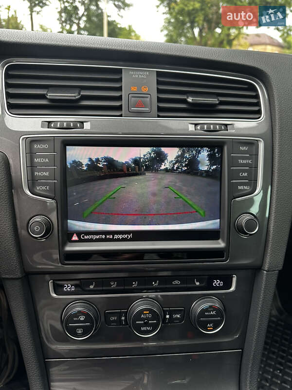 Хетчбек Volkswagen e-Golf 2015 в Черкасах