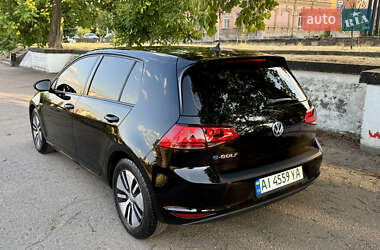 Хэтчбек Volkswagen e-Golf 2015 в 