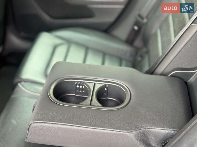 Хэтчбек Volkswagen e-Golf 2019 в Самборе