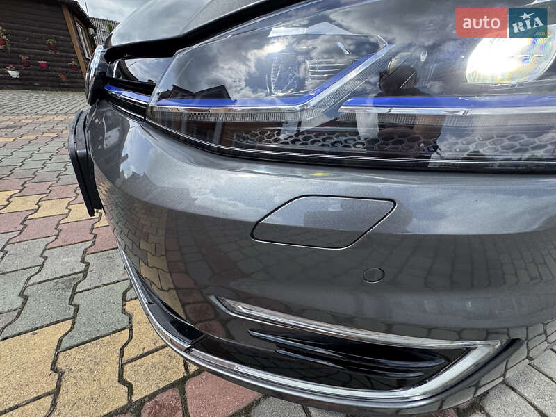 Хэтчбек Volkswagen e-Golf 2019 в Самборе