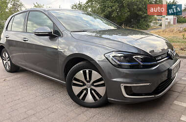 Хетчбек Volkswagen e-Golf 2018 в Миколаєві
