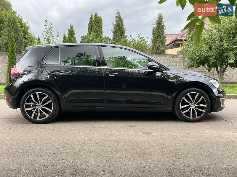 Хэтчбек Volkswagen e-Golf 2019 в Ровно