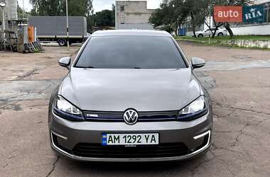 Хетчбек Volkswagen e-Golf 2014 в Житомирі