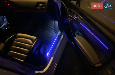 Хэтчбек Volkswagen e-Golf 2015 в 
