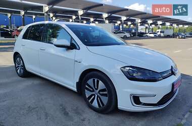Хетчбек Volkswagen e-Golf 2015 в Львові