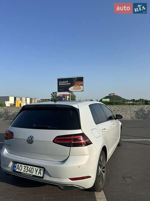 Хетчбек Volkswagen e-Golf 2018 в Мукачевому