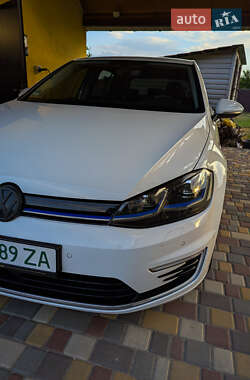 Хэтчбек Volkswagen e-Golf 2020 в Днепре