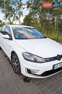 Хетчбек Volkswagen e-Golf 2020 в Дніпрі