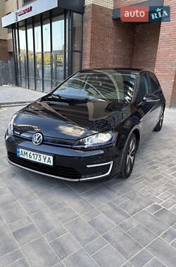 Хэтчбек Volkswagen e-Golf 2016 в Житомире