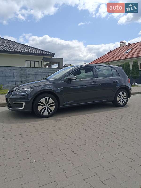 Хетчбек Volkswagen e-Golf 2020 в Рівному