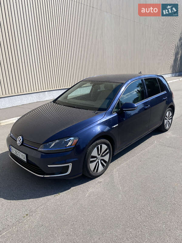 Volkswagen e-Golf 2015
