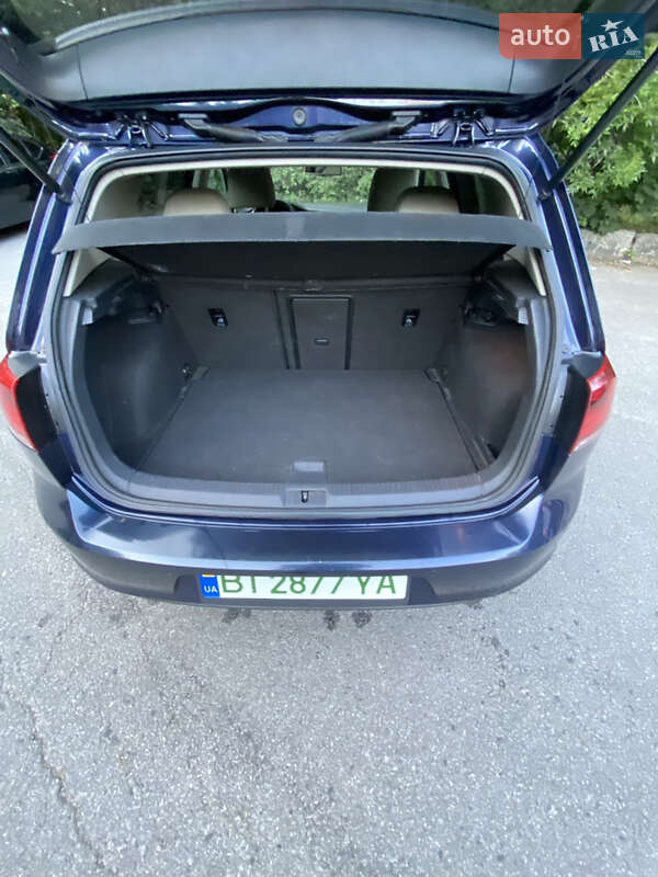 Хетчбек Volkswagen e-Golf 2015 в Полтаві