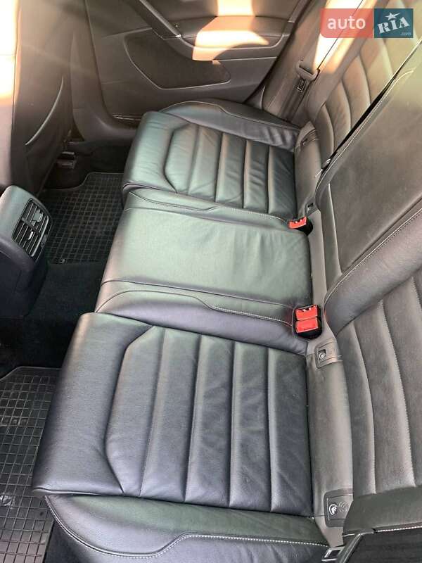 Хетчбек Volkswagen e-Golf 2014 в Мукачевому