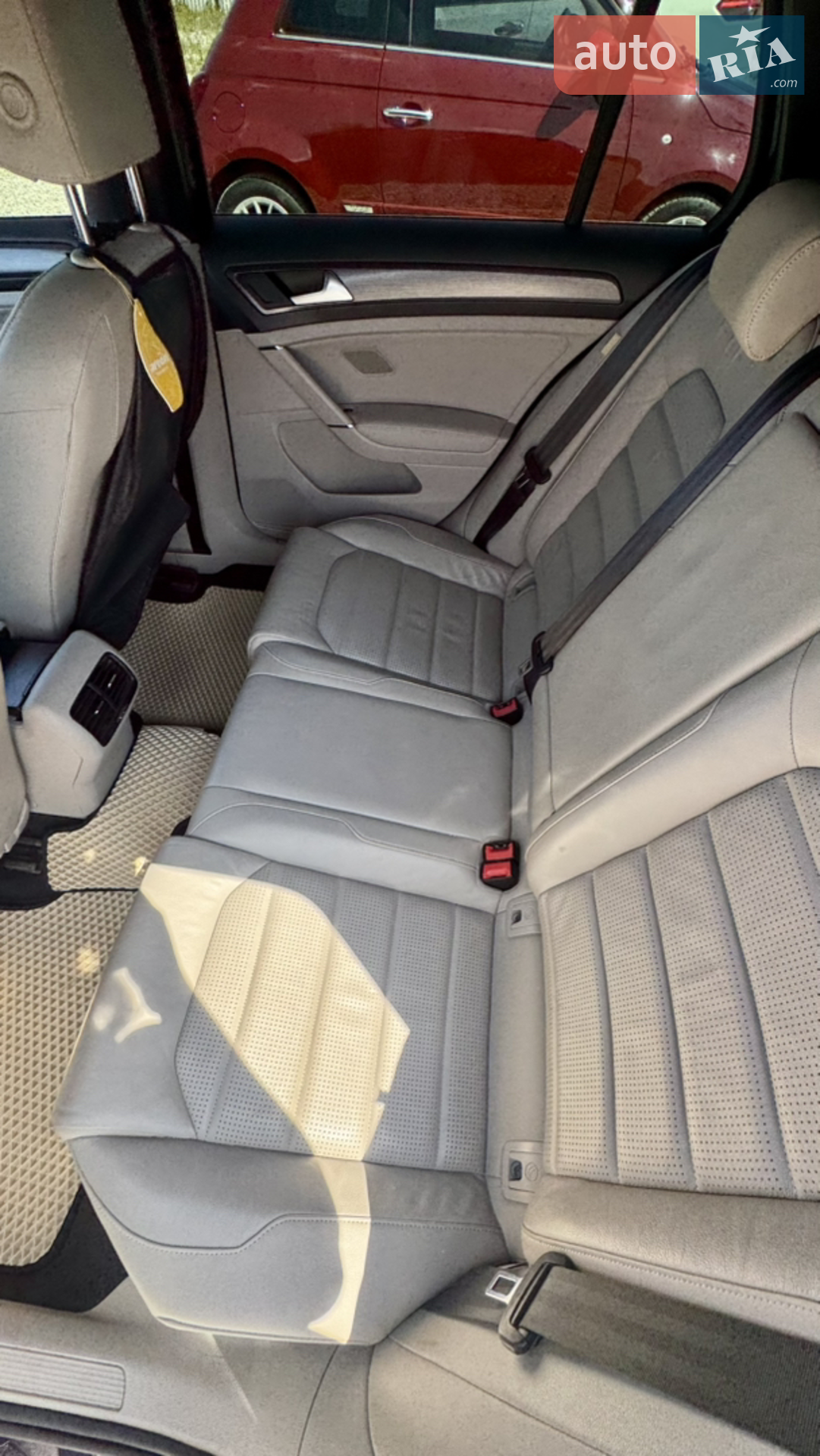 2019 Volkswagen Golf - мініатюра 6