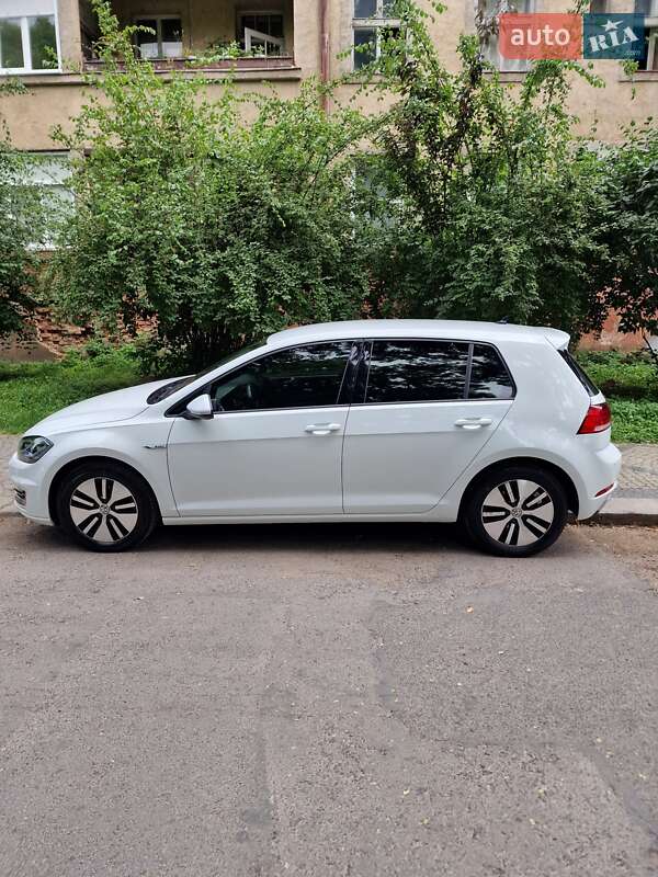 Хэтчбек Volkswagen e-Golf 2019 в Мукачево