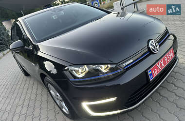 Хэтчбек Volkswagen e-Golf 2015 в Могилев-Подольске