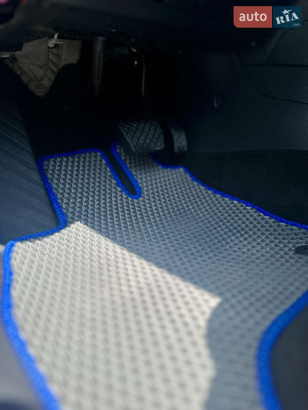 Хетчбек Volkswagen e-Golf 2019 в Харкові