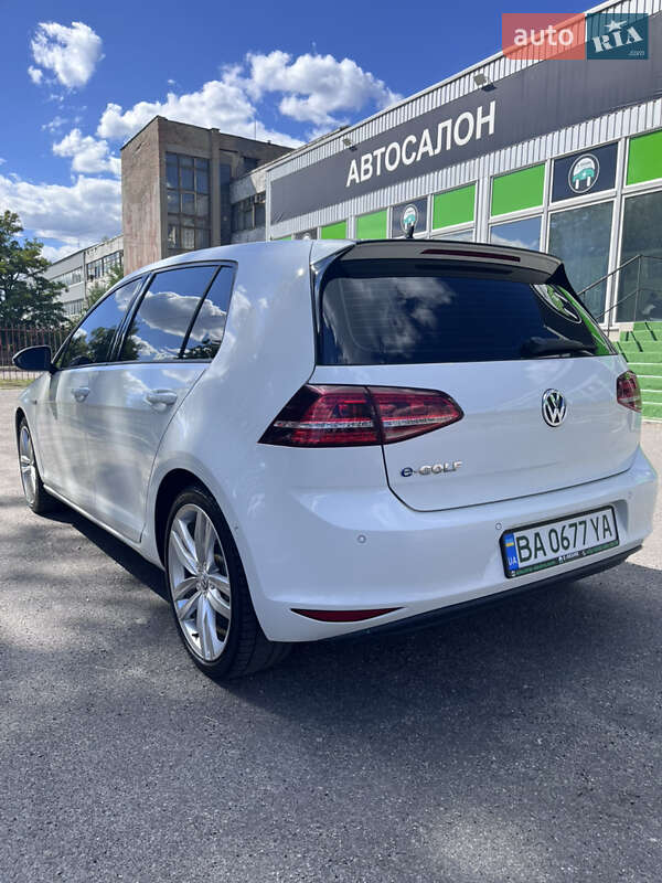 Хетчбек Volkswagen e-Golf 2014 в Кропивницькому фото 8 Хетчбек Volkswagen e-Golf 2014 в Кропивницькому