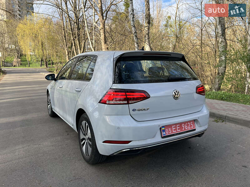 Хэтчбек Volkswagen e-Golf 2018 в Луцке