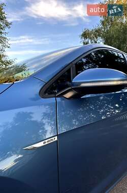 Хэтчбек Volkswagen e-Golf 2014 в Житомире