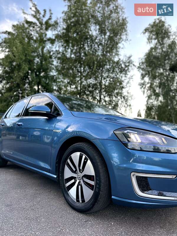 Volkswagen e-Golf 2014