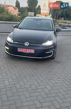 Хетчбек Volkswagen e-Golf 2016 в Кам'янському