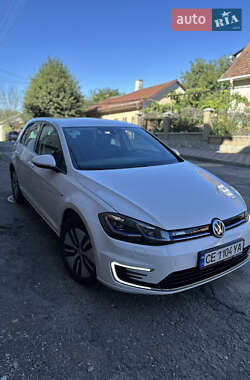 Хетчбек Volkswagen e-Golf 2019 в Чернівцях