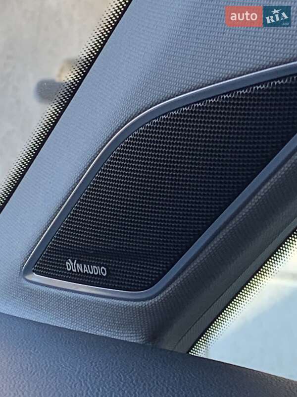 Хетчбек Volkswagen e-Golf 2014 в Івано-Франківську