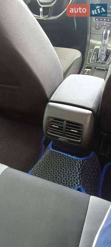 Хетчбек Volkswagen e-Golf 2014 в Львові