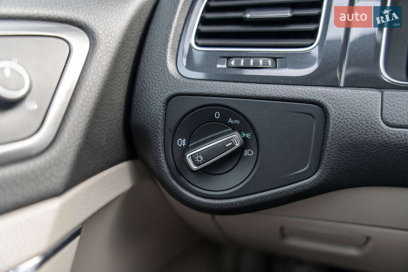 Хэтчбек Volkswagen e-Golf 2018 в Львове фото 5 Хэтчбек Volkswagen e-Golf 2018 в Львове