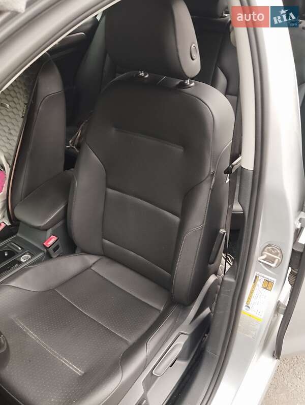 Хэтчбек Volkswagen e-Golf 2015 в Запорожье фото 8 Хэтчбек Volkswagen e-Golf 2015 в Запорожье