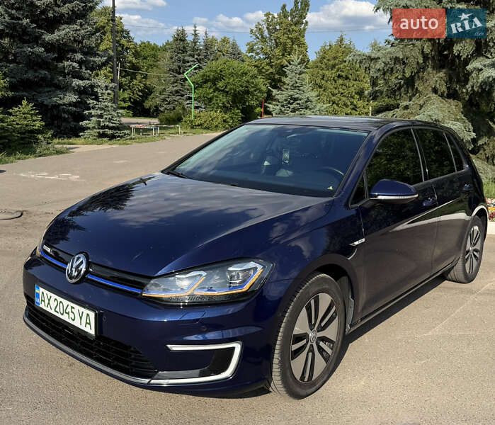 Хэтчбек Volkswagen e-Golf 2018 в Чугуеве