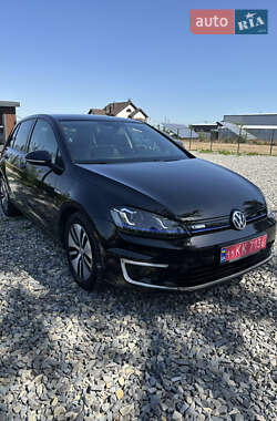 Хэтчбек Volkswagen e-Golf 2015 в Ивано-Франковске