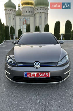Хэтчбек Volkswagen e-Golf 2014 в Дубно