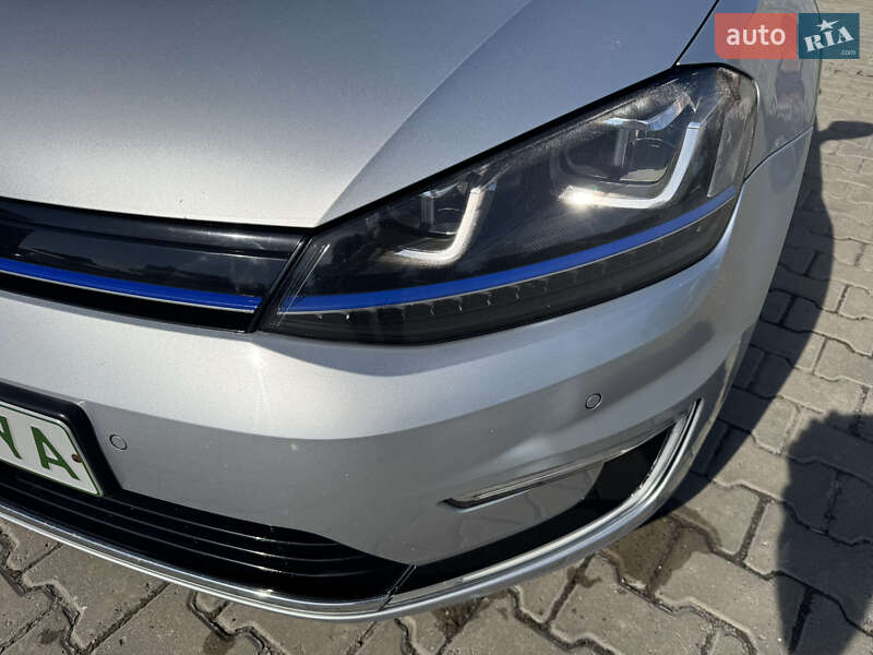 Хетчбек Volkswagen e-Golf 2014 в Хмельницькому