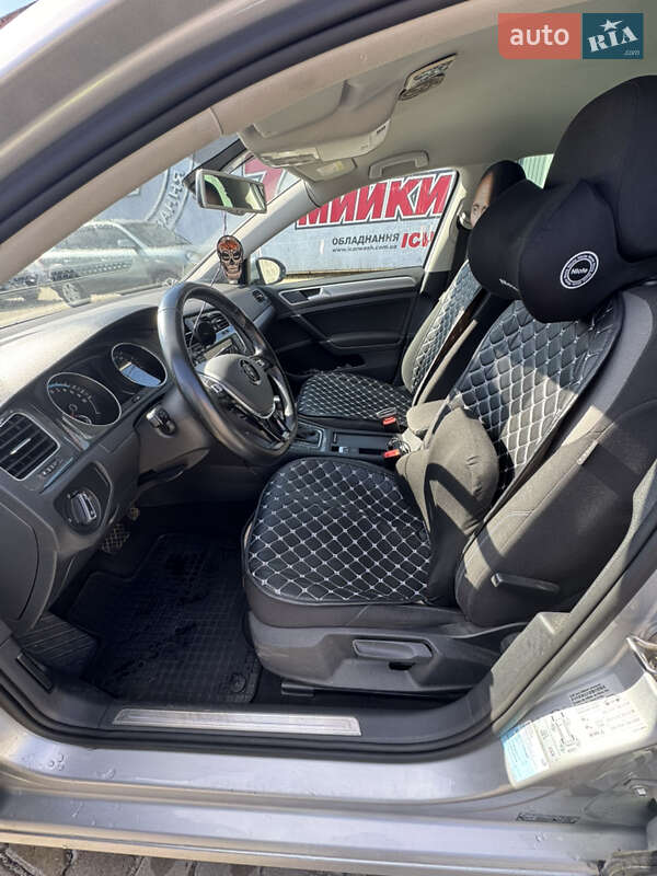 Хетчбек Volkswagen e-Golf 2014 в Хмельницькому