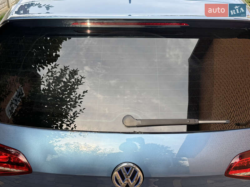 Хетчбек Volkswagen e-Golf 2014 в Вінниці