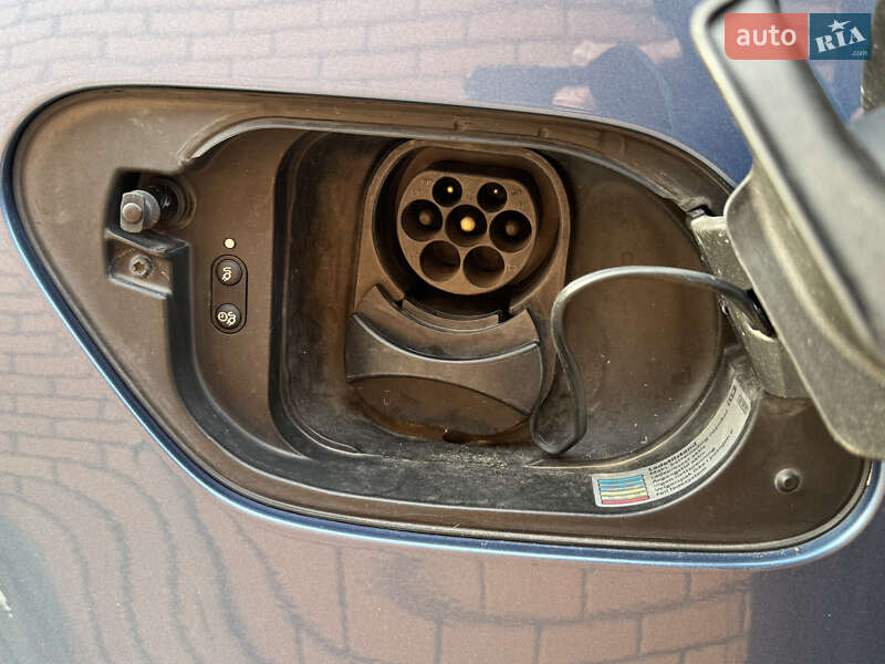 Хетчбек Volkswagen e-Golf 2014 в Вінниці