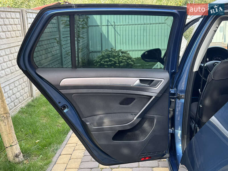 Хетчбек Volkswagen e-Golf 2014 в Вінниці